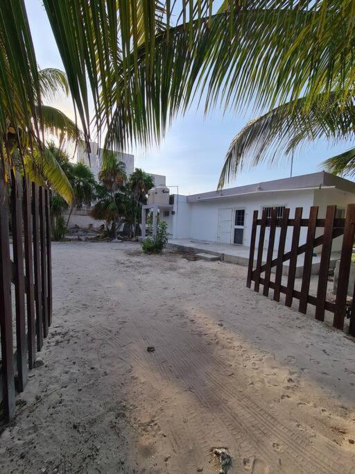 Casa Perla Marina, Pequena Casa Frente A La Playa. Apartamento El Cuyo Exterior foto